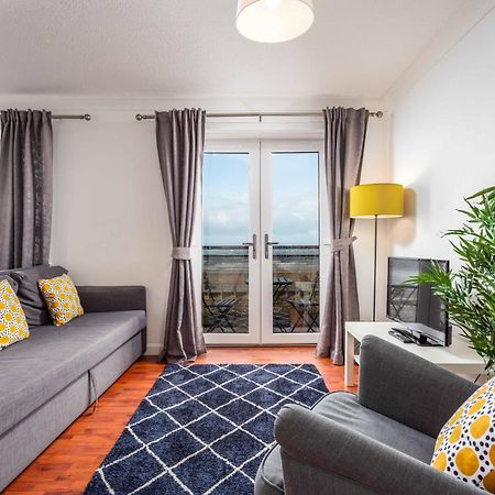The Original Donnini Apartment Ayr Bagian luar foto