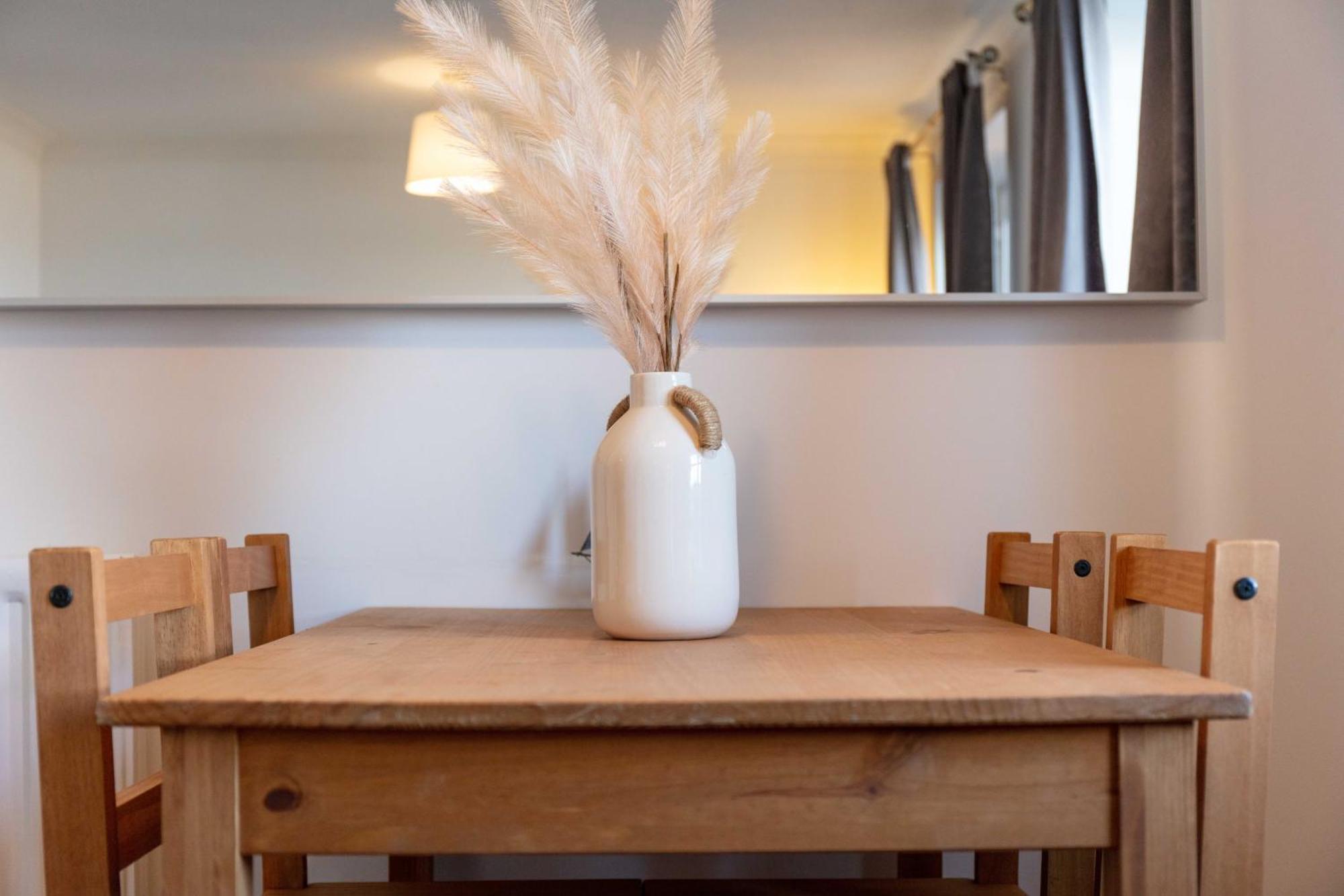 The Original Donnini Apartment Ayr Bagian luar foto