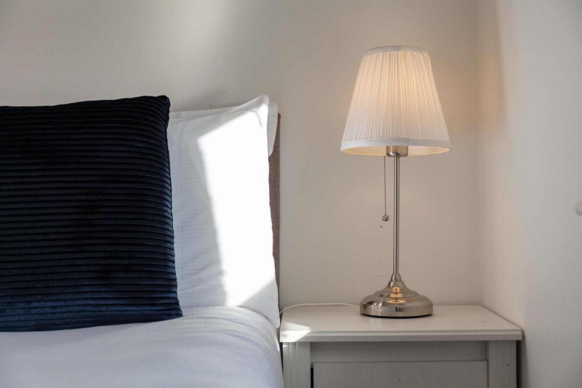 The Original Donnini Apartment Ayr Bagian luar foto